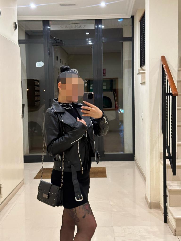 Chica busca chico en Cádiz: 