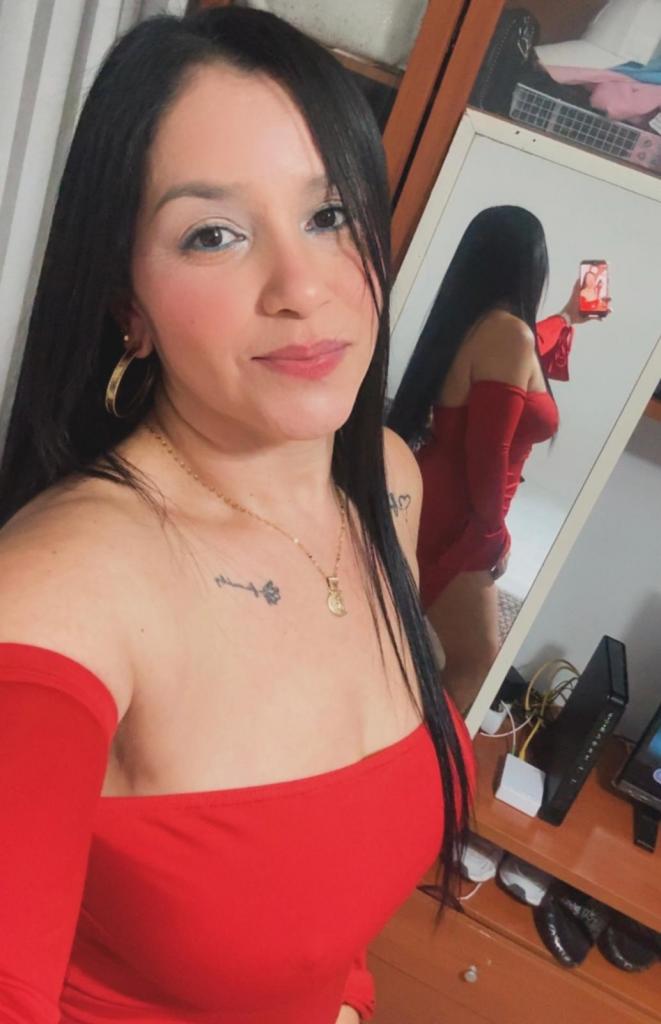 Chica busca chico en Cádiz: 