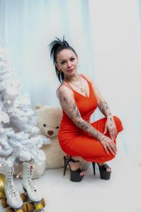 643168675: Chica busca chico en Madrid