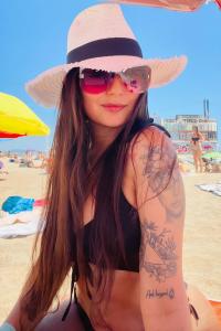 691386949: Chica busca chico en Madrid