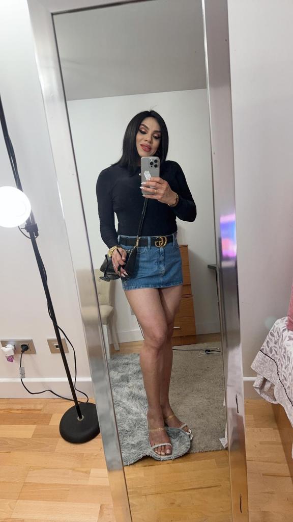 627287538: Travesti en Barcelona