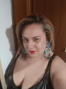 695463331: Chica busca chico en Pontevedra