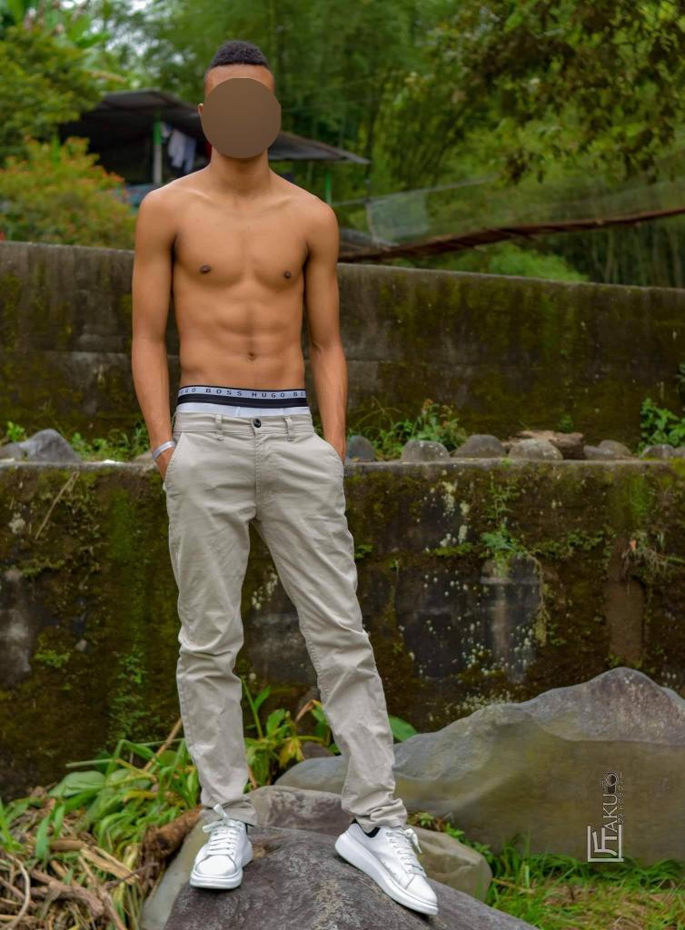 624533505: Chico busca chica en Alicante