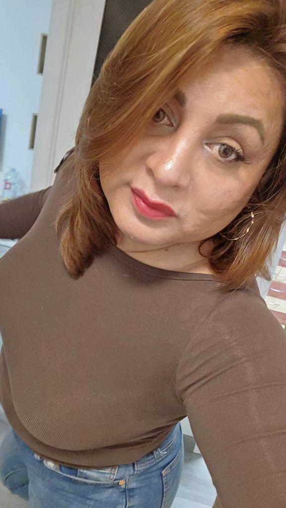 643453921: Chica busca chico en Burgos