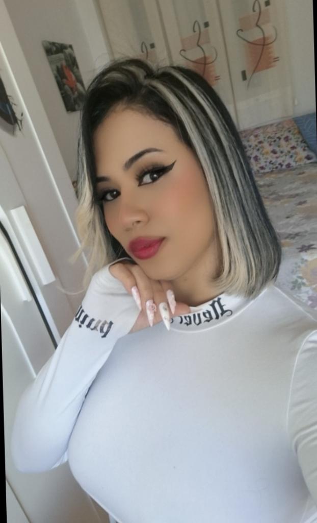 614446007: Chica busca chico en Almería