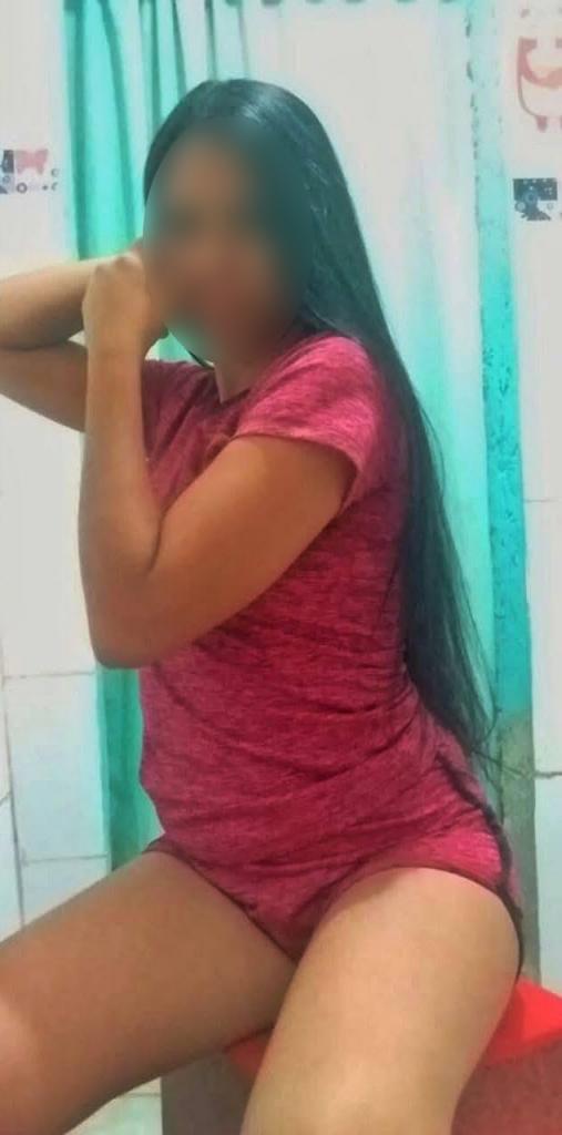 Chica busca chico en Tenerife: 