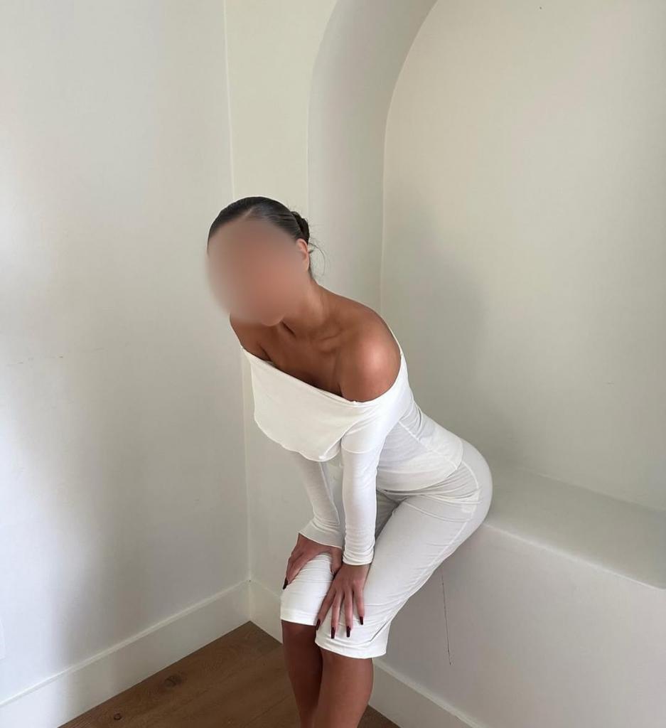 678760464: Chica busca chico en Málaga