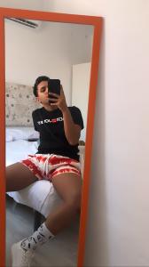 617679212: Chico busca chica en Cádiz