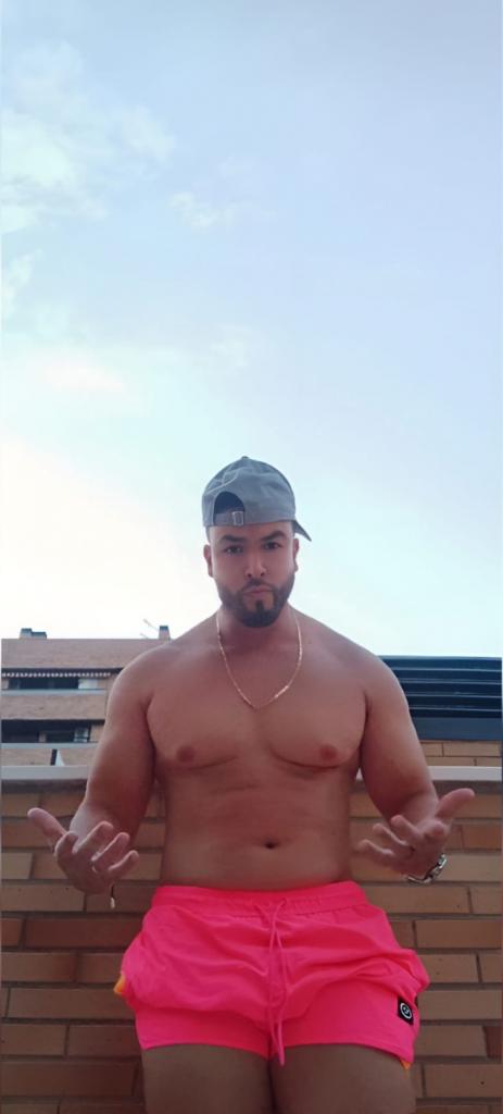 Chico busca chica en Castellón: 