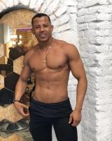 674966448: Chico busca chica en Gerona