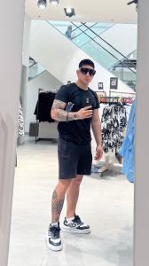 643481089: Chico busca chica en Barcelona