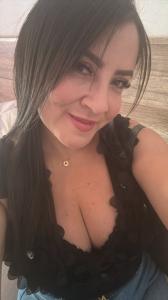 642385604: Chica busca chico en León