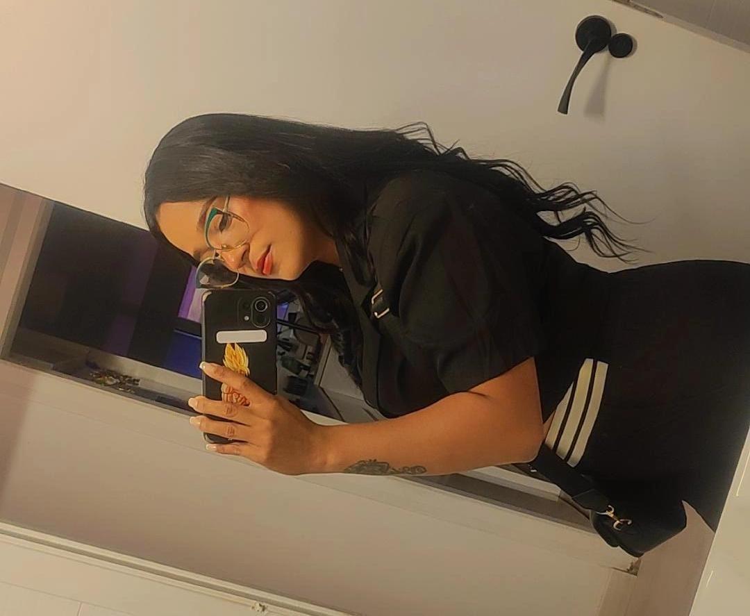 672535011: Chica busca chico en Gerona