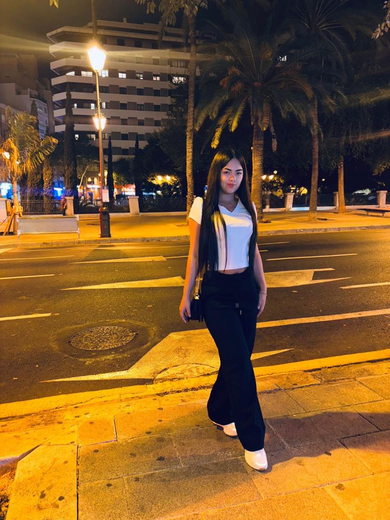 Chica busca chico en Alicante: 