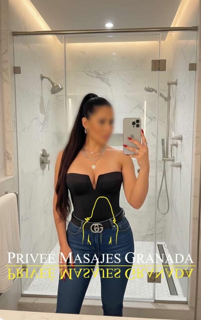 610674839: Chica busca chico en Granada