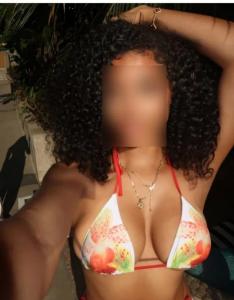 656777200: Chica busca chico en Barcelona