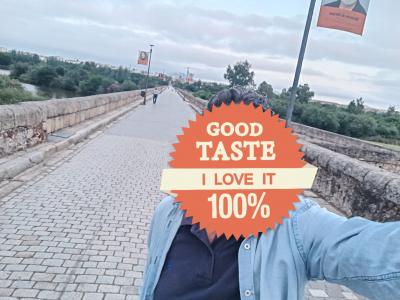 674654787: Chico busca chica en Sevilla