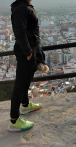 663187174: Chico busca chica en Valencia