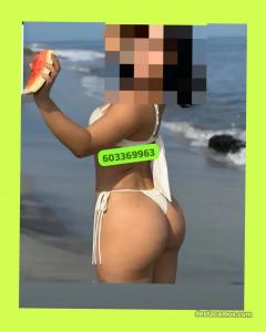 631379748: Chica busca chico en Barcelona