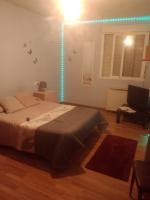 671258456:  en León