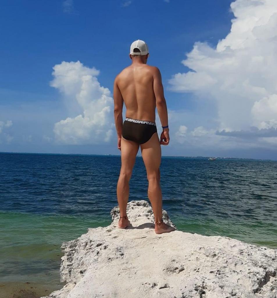 664093531: Chico busca chica en Madrid