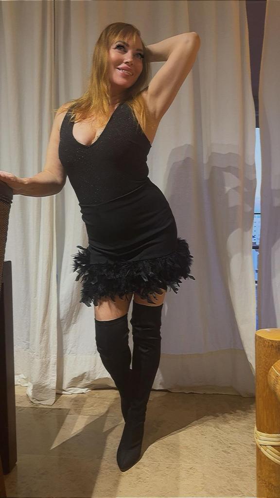 614556630: Chica busca chico en Alicante