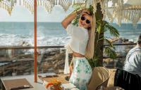 675338882: Chica busca chico en Alicante