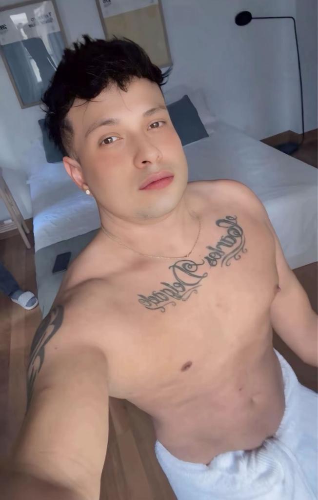 Chico busca chica en Sevilla: 