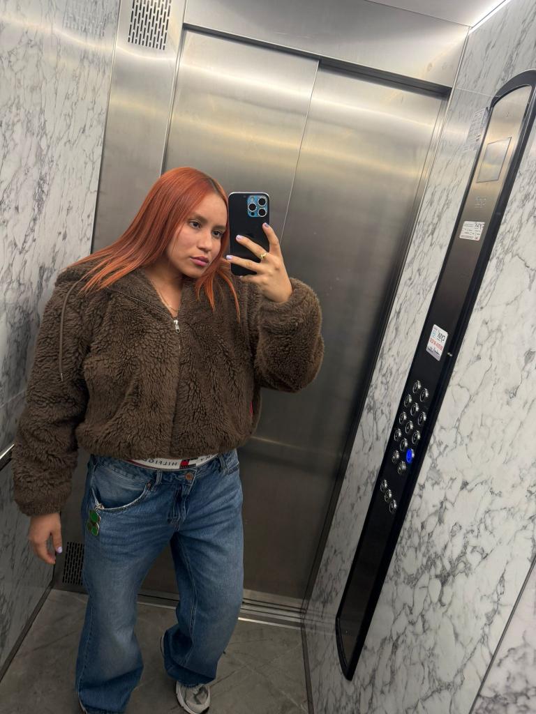 611266546: Chica busca chico en Navarra