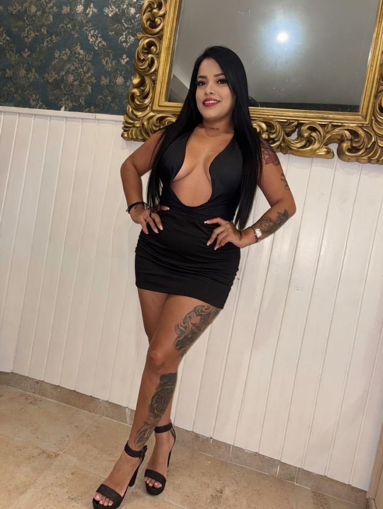 617038717: Chica busca chico en Barcelona