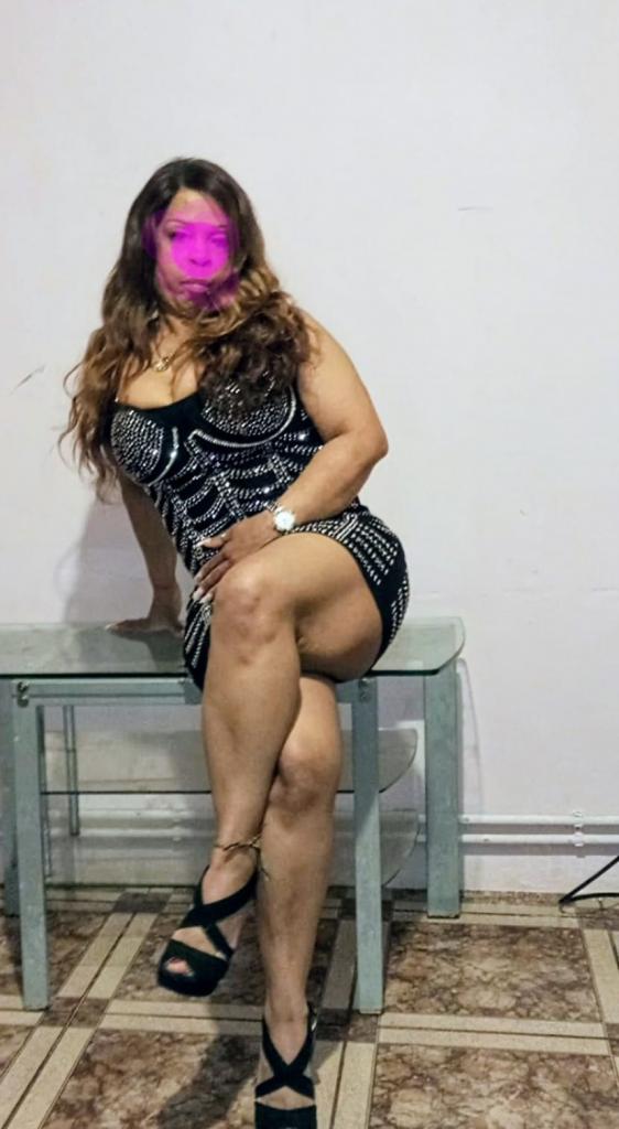 602035927: Chica busca chico en Cantabria
