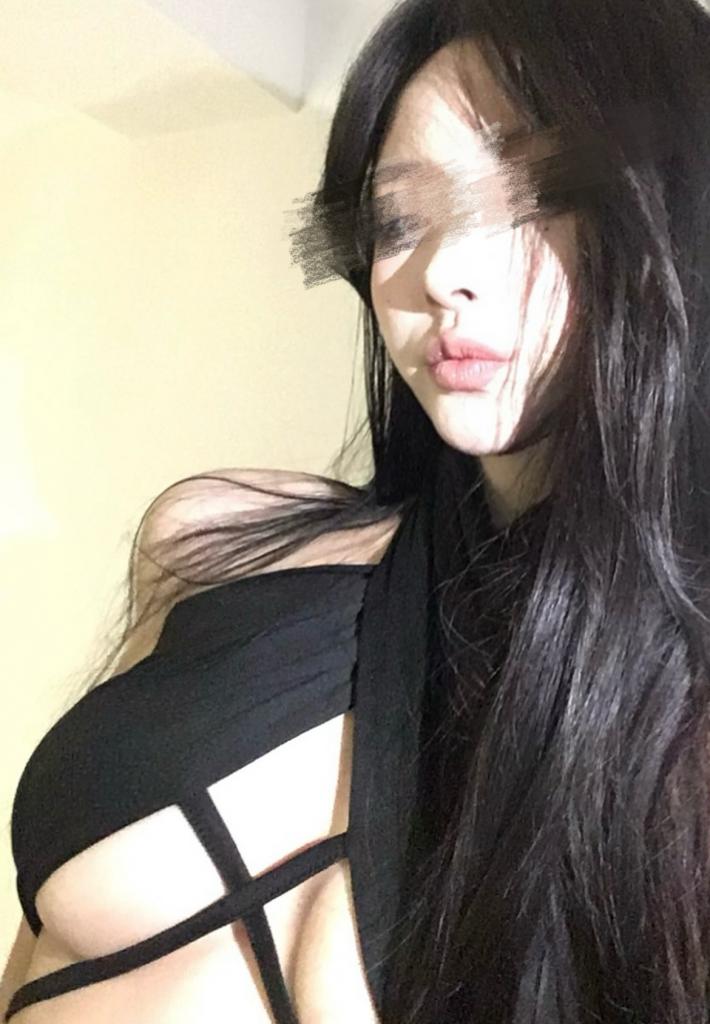 Chica busca chico en Lérida: 