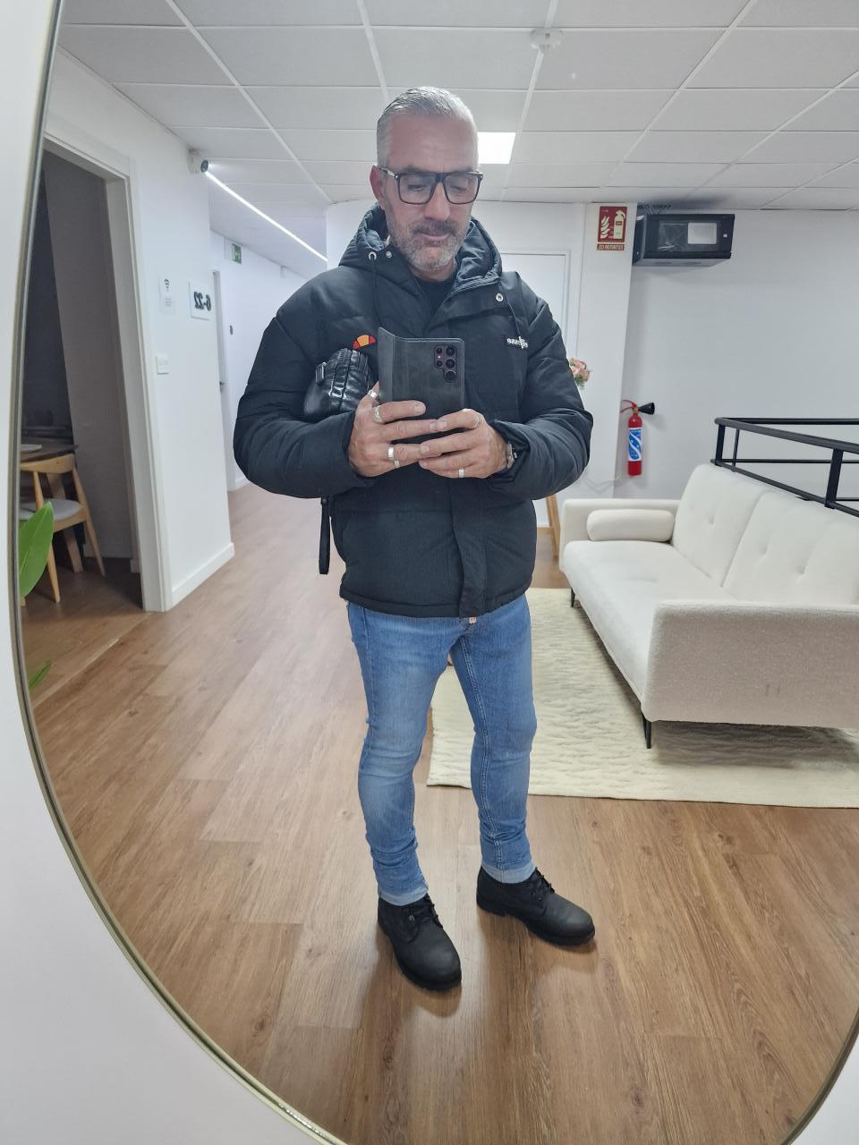 622687452: Chico busca chica en Granada