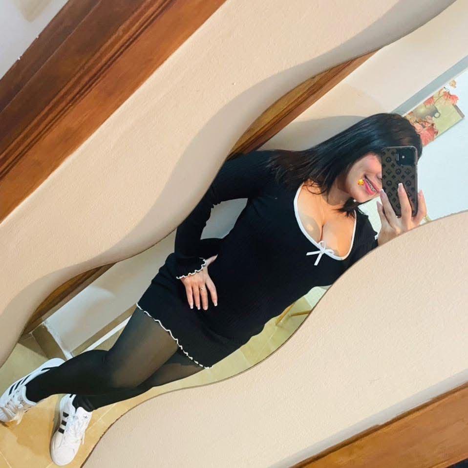 Chica busca chico en Almería: 