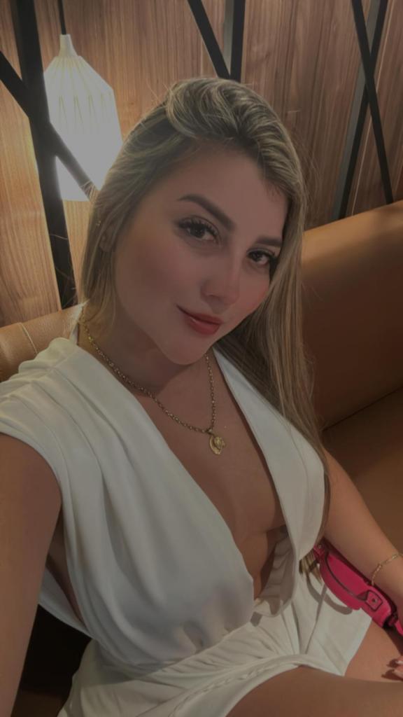 603154327: Chica busca chico en Madrid