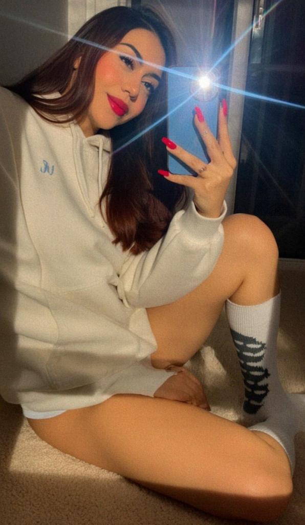 Chica busca chico en Granada: 