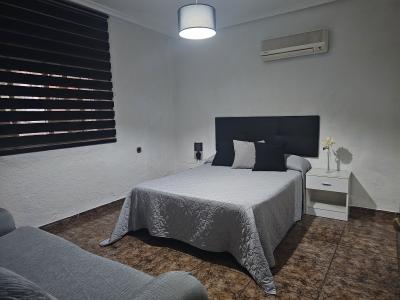 690376115:  en Jaén