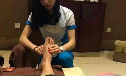 689594146: Chica busca chico en Valencia