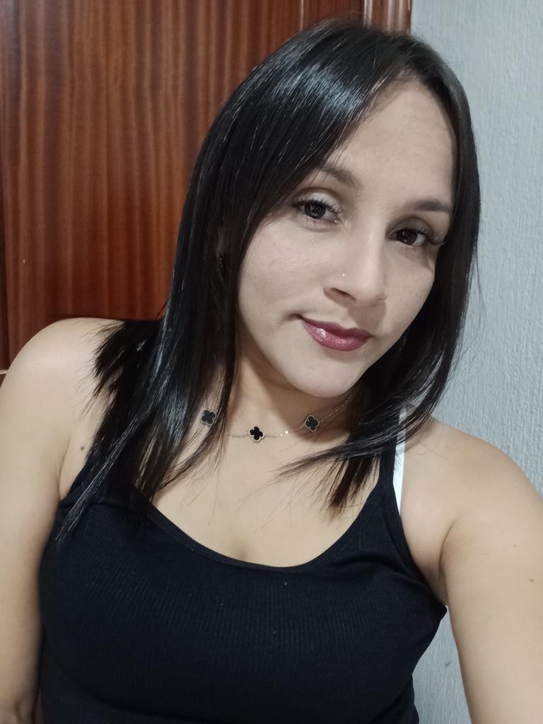 Chica busca chico en Cádiz: 