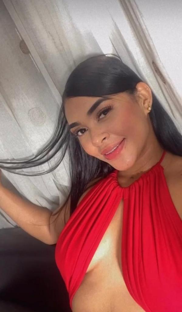 Chica busca chico en Almería: 