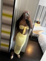 673069426: Chica busca chico en Sevilla