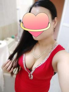 645121552: Chica busca chico en Barcelona