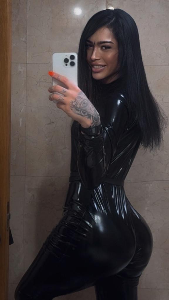 623365840: Chica busca chico en Madrid