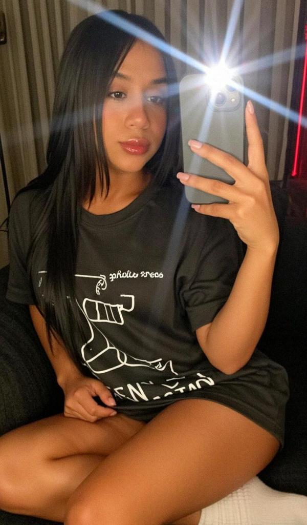 Chica busca chico en Granada: 