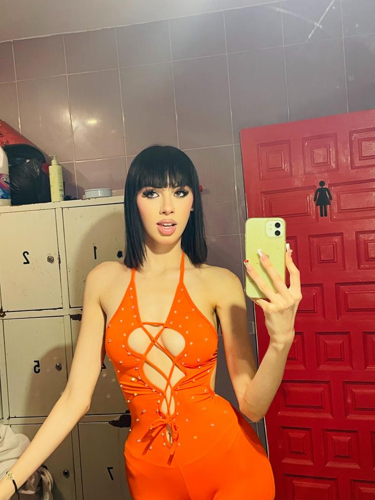 672052858: Chica busca chico en Alicante