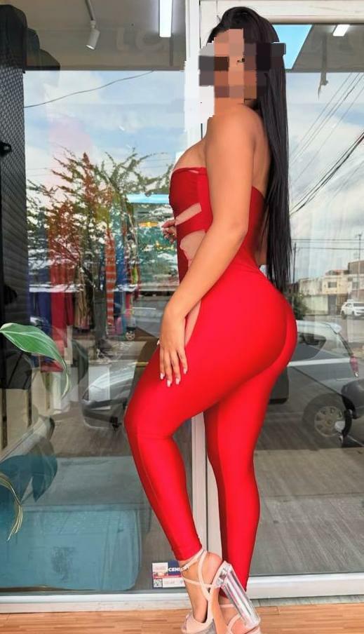 631375178: Chica busca chico en Cádiz