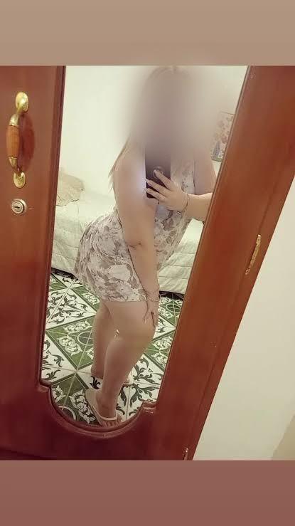 Chica busca chico en Cádiz: 