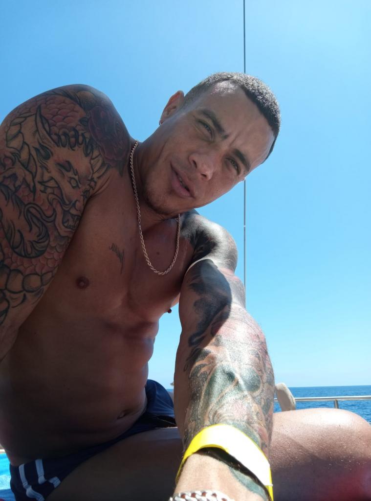 613998179: Chico busca chica en Las Palmas