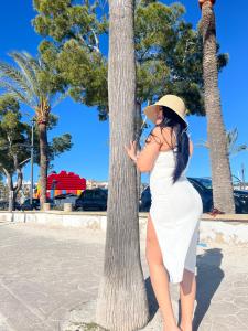 624987197: Chica busca chico en Madrid