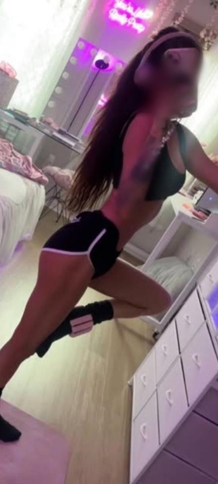 Chica busca chico en Sevilla: 